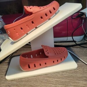 Floaters NWOT Slip On Loafer Rubber Shoe Toddler Size 10